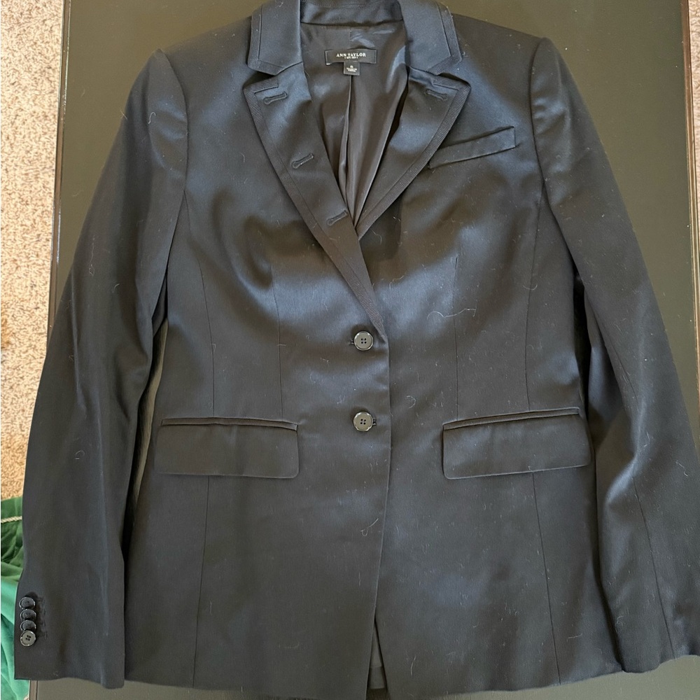 Ann Taylor Women's Classic Black Blazer